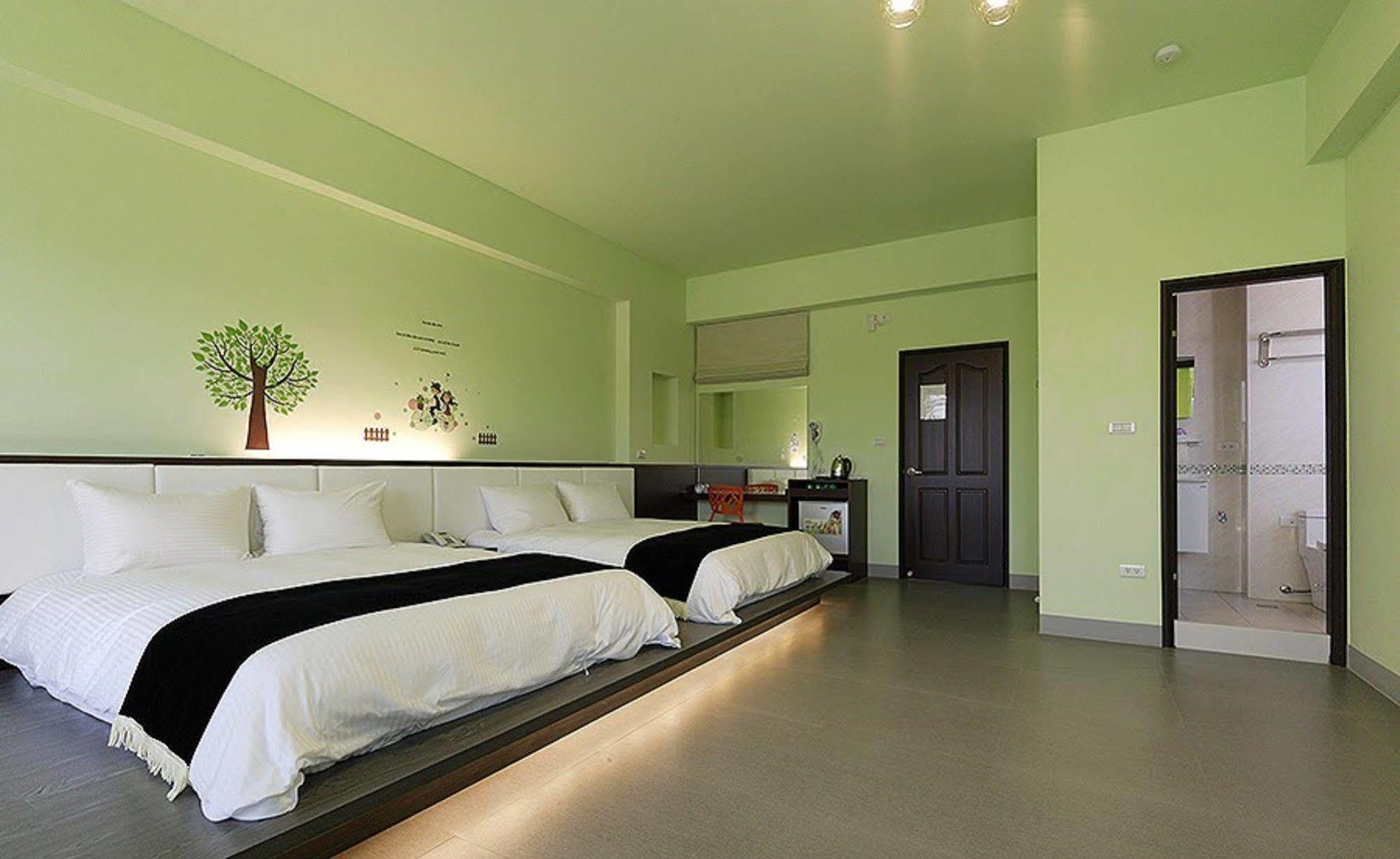 Mirage Bed & Breakfast Magong Exterior photo